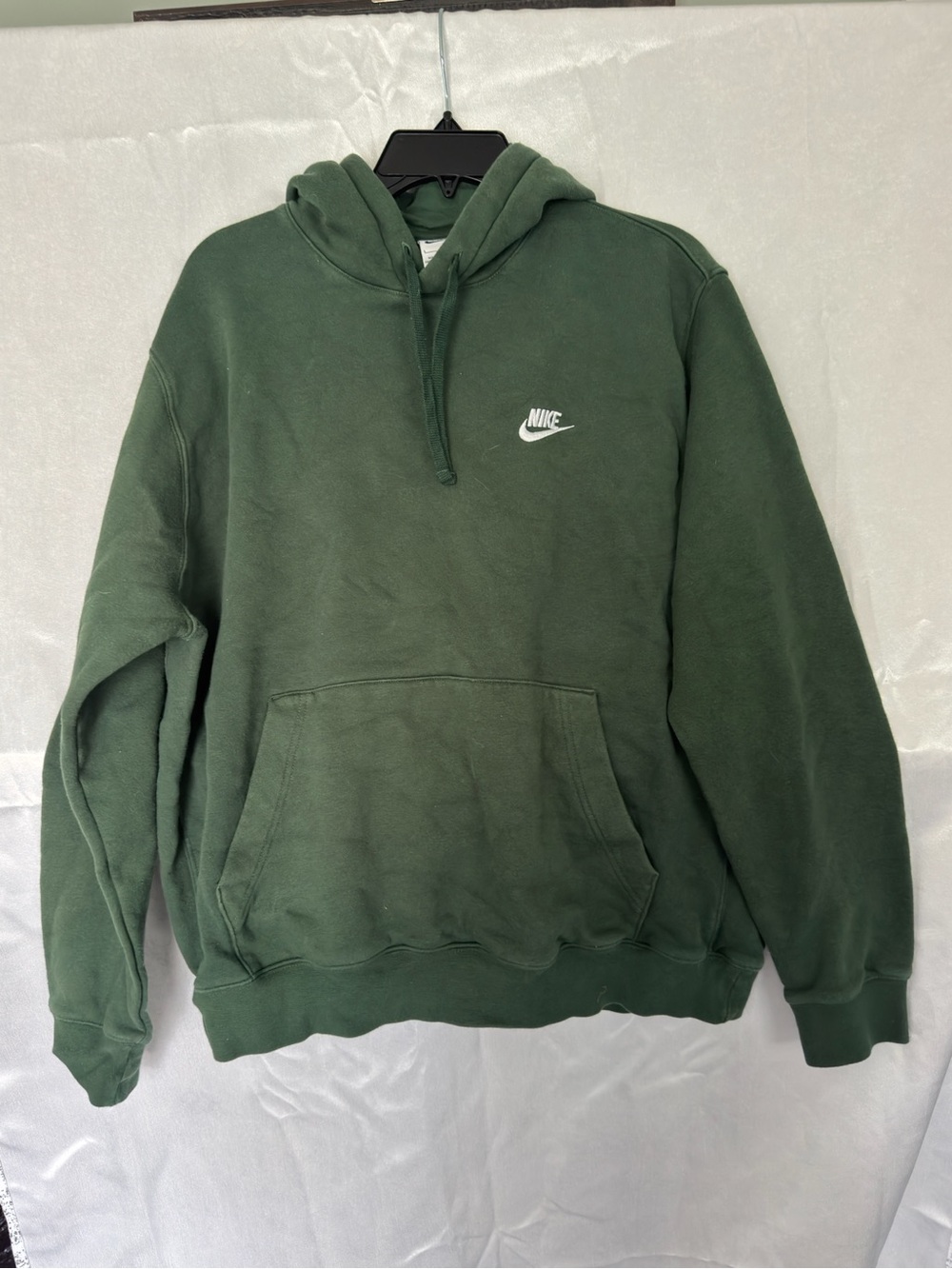 Nike men’s olive green hoodie large